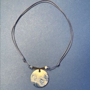 Elegant Blue Floral Pendant Necklace